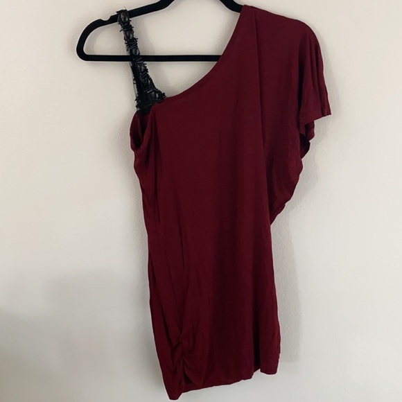 Burgundy shirt - Picture 2 of 4